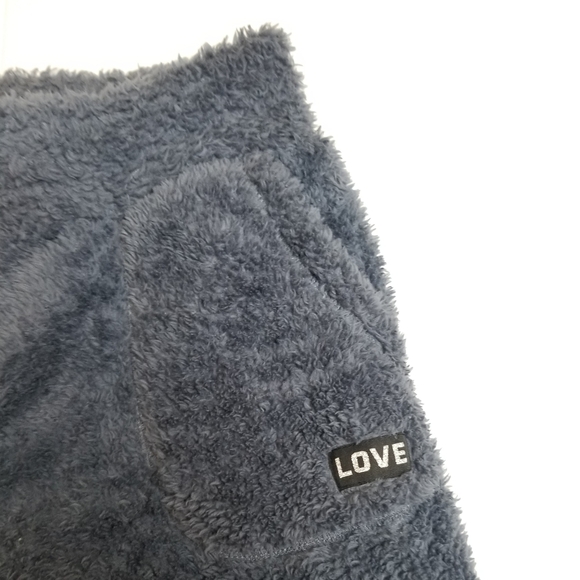 Fuzzy pants! - Picture 5 of 12